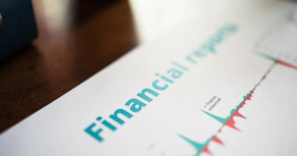 Financial report and charts used to calculate full and final settlement
