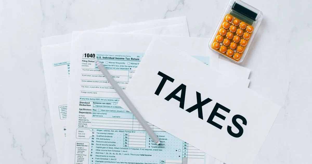 International tax documents and currency, Form 27Q non-resident TDS return