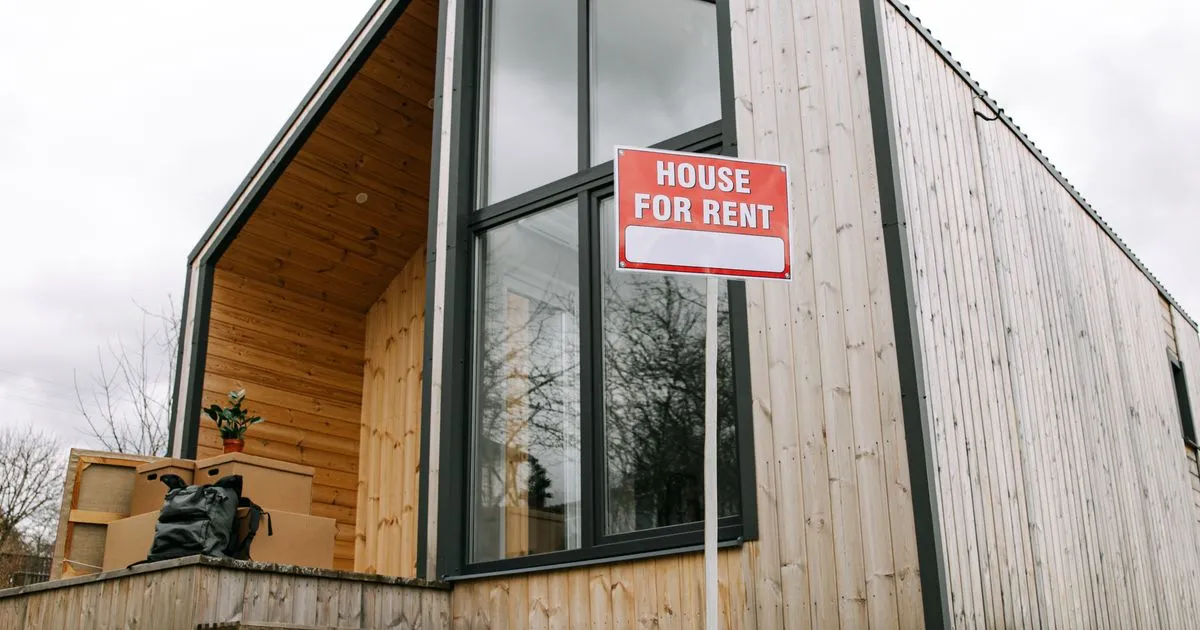 House with For Rent sign, representing house rent allowance
